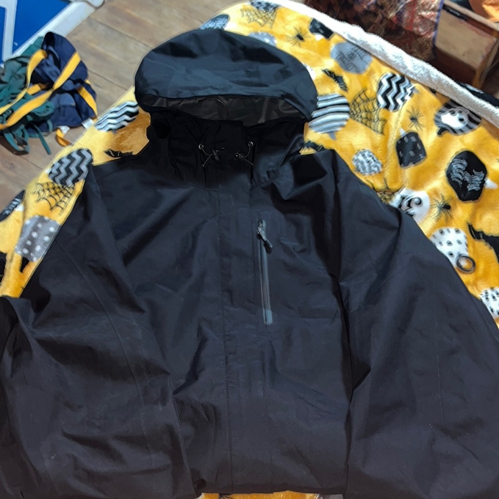 Cabela’s GoreTex Jacket
